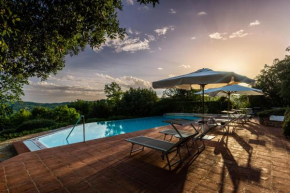 Borgo San Polino, villa with private pool